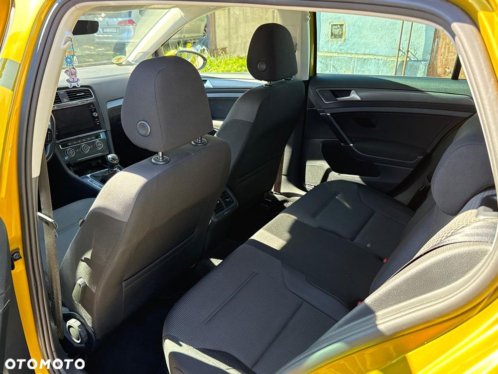 Volkswagen Golf 1.4 TSI BMT Comfortline - 15
