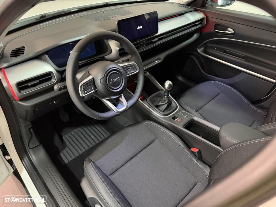 Jeep Avenger 1.2 GSE T3 Summit - 10