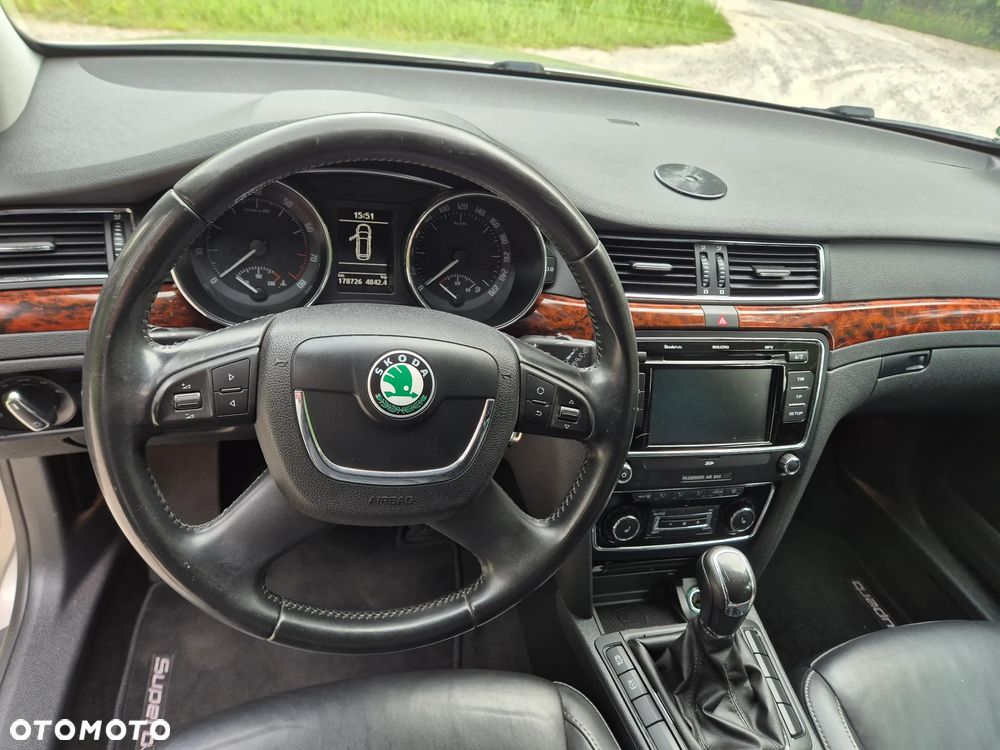 Skoda Superb 1.8 TSI Elegance - 18