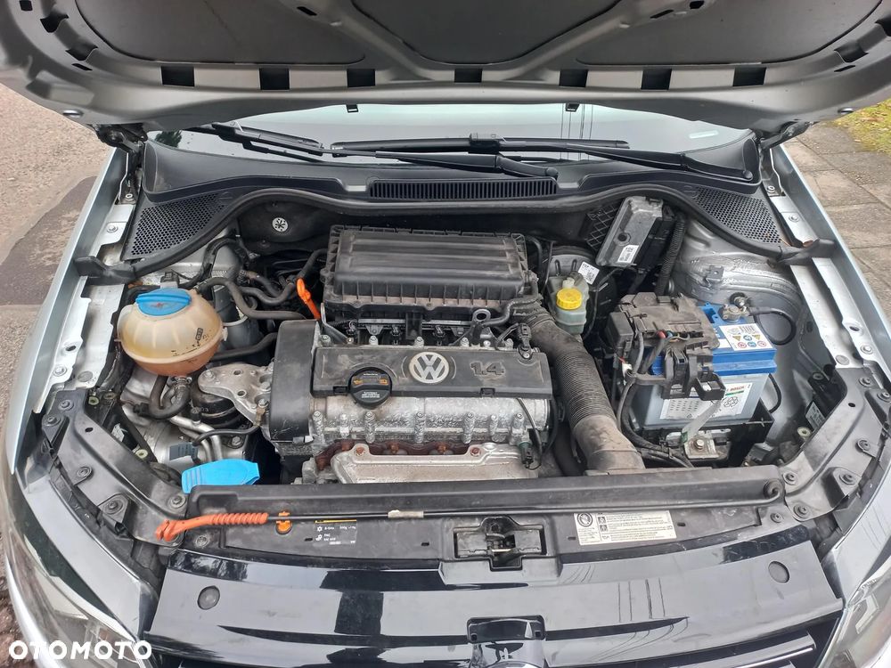 Volkswagen Polo 1.4 DSG Team - 16