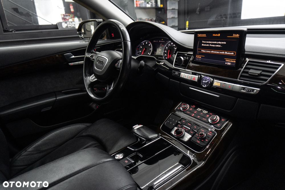 Audi A8 4.0 TFSI Quattro tiptronic - 29