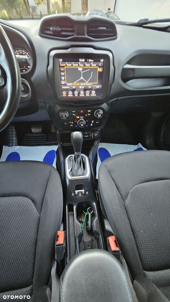 Jeep Renegade 1.3 T-GDI Automatik Longitude - 21
