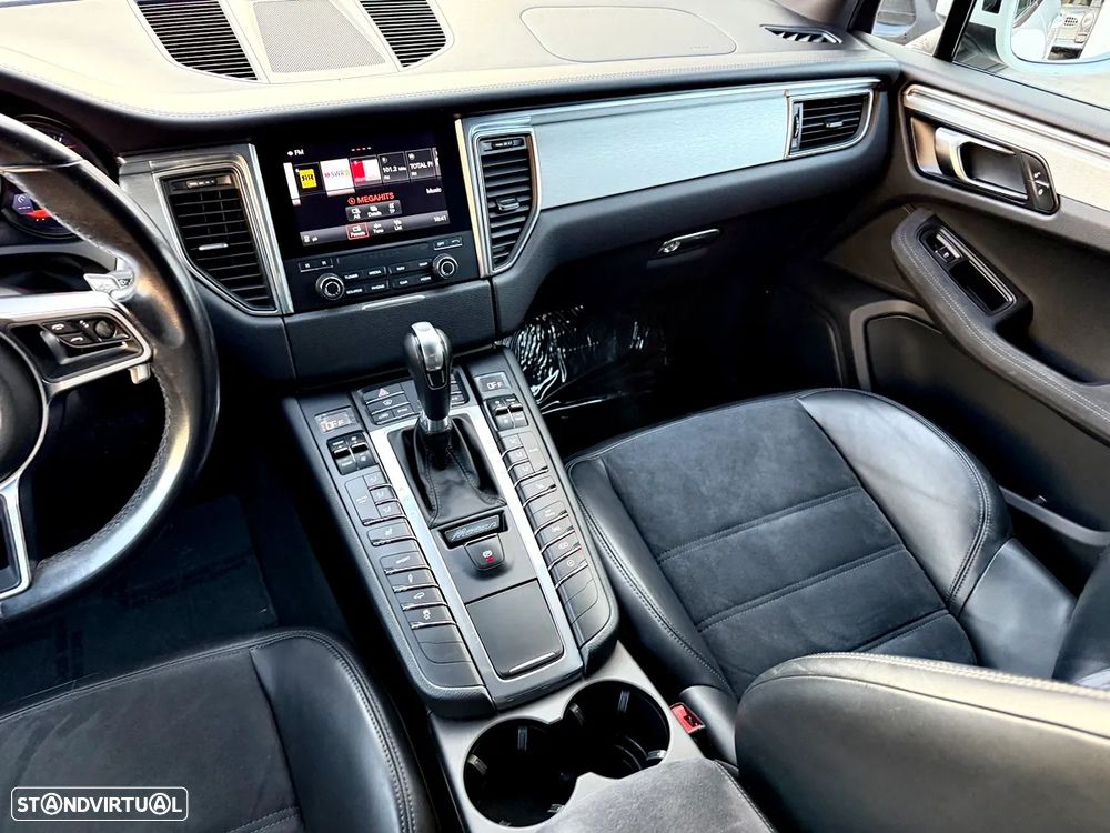 Porsche Macan GTS PDK - 16