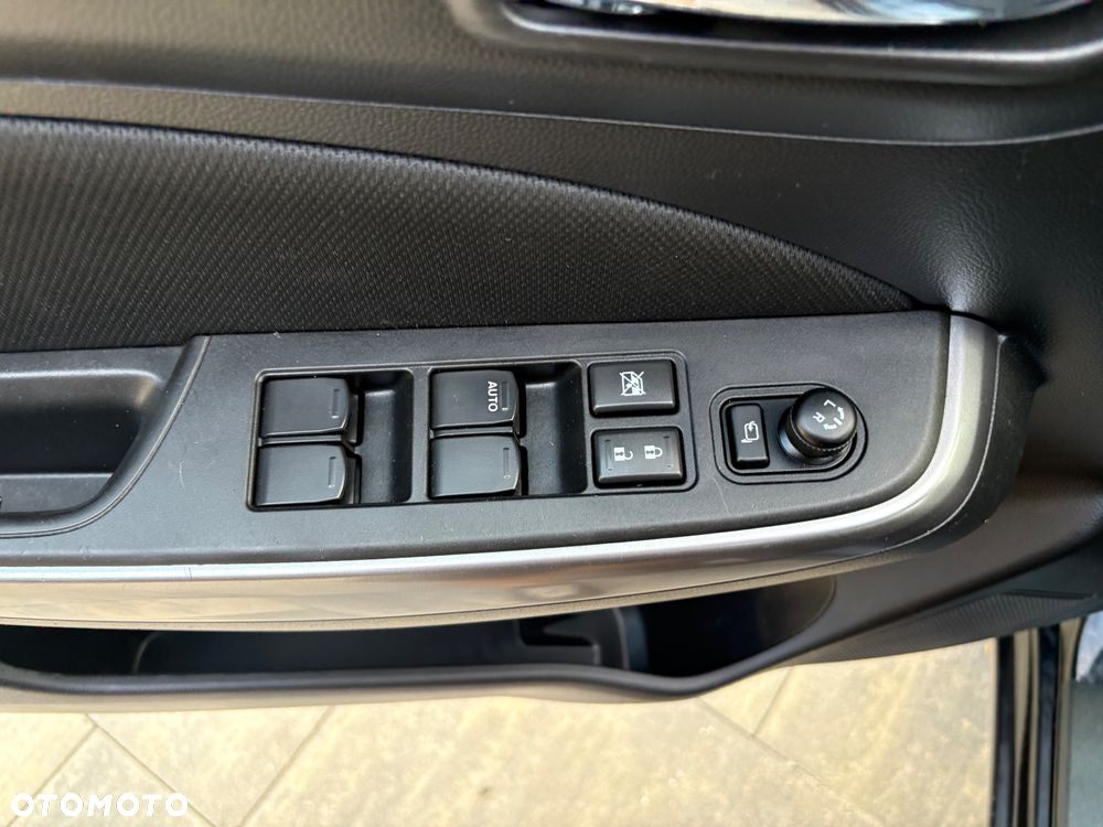Suzuki Swift 1.2 Dualjet SHVS Premium Plus - 12