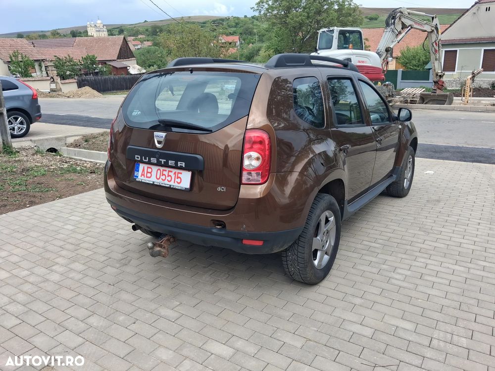 Dacia Duster dCi 110 FAP 4x2 Laureate - 4
