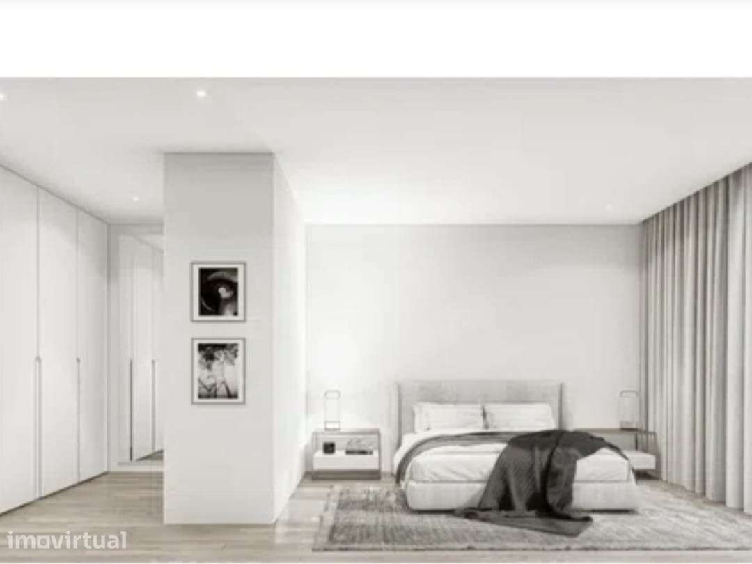 Apartamento T1 com varanda, garagem e terraço - Grande imagem: 2/9