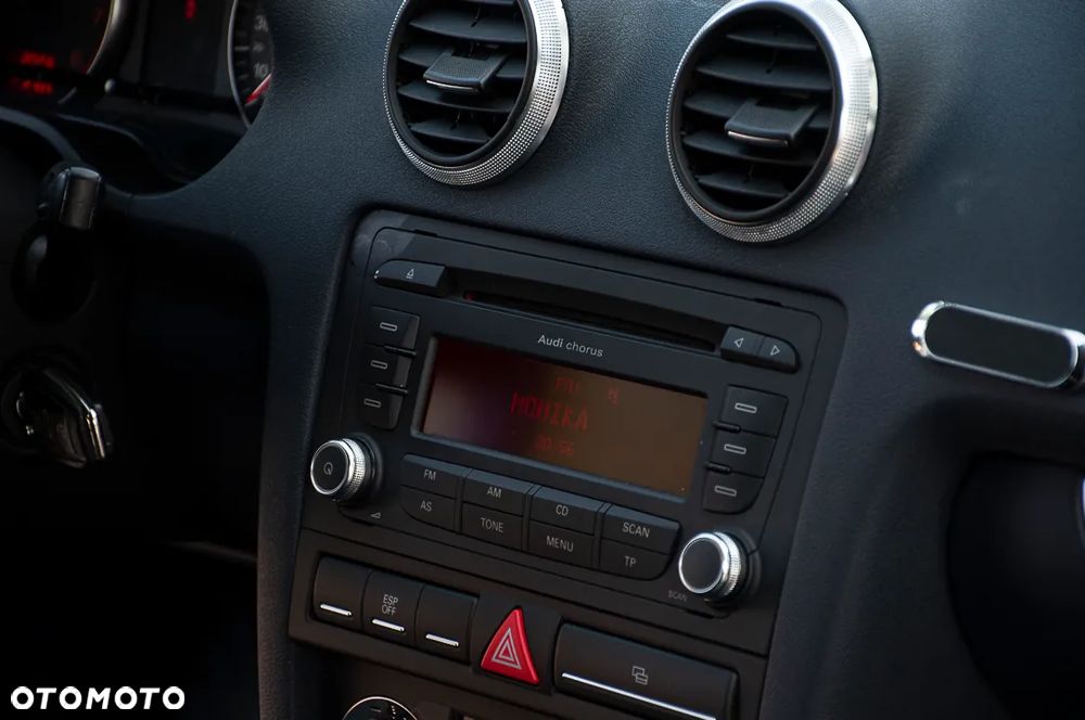 Audi A3 3-drzwiowe 1.6 Ambiente - 34