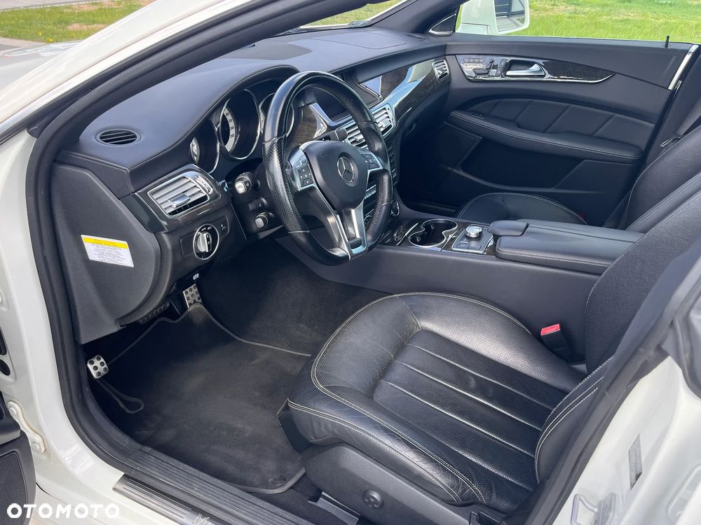 Mercedes-Benz CLS 500 4Matic 7G-TRONIC - 9