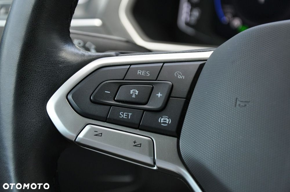 Volkswagen Tiguan 2.0 TDI SCR Elegance DSG - 17