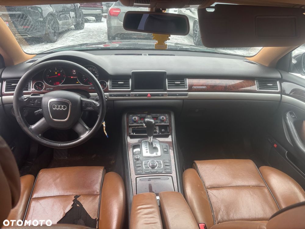 AUDI A8 D3 CZESCI 4.2 TDI - 2