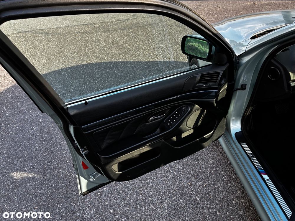 BMW Seria 5 - 14