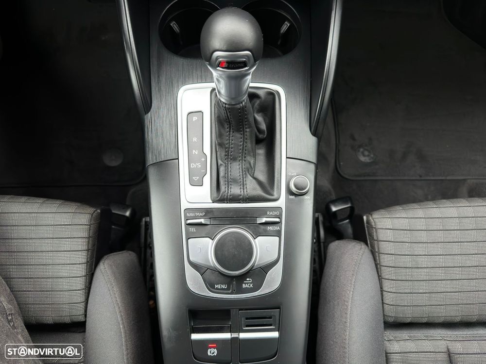 Audi A3 Limousine 1.6 TDI S-line S tronic - 13