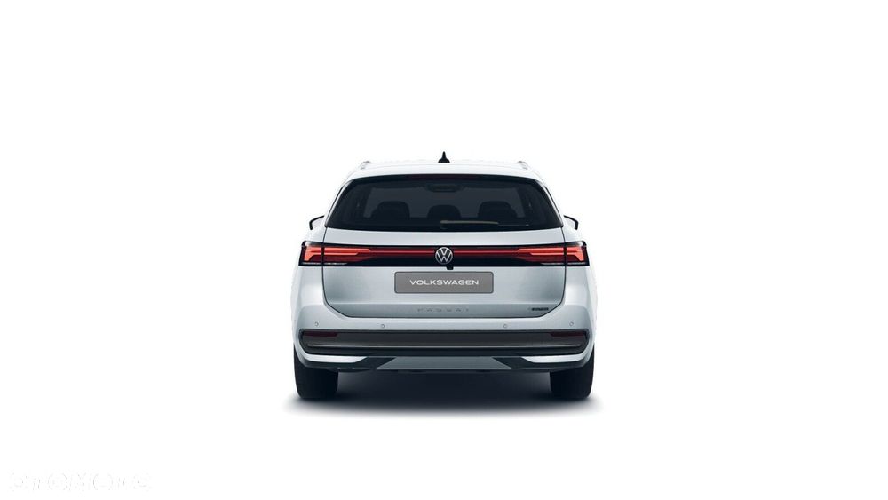 Volkswagen Passat - 4