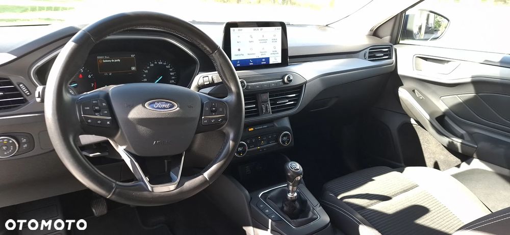 Ford Focus 1.0 EcoBoost mHEV Titanium - 18
