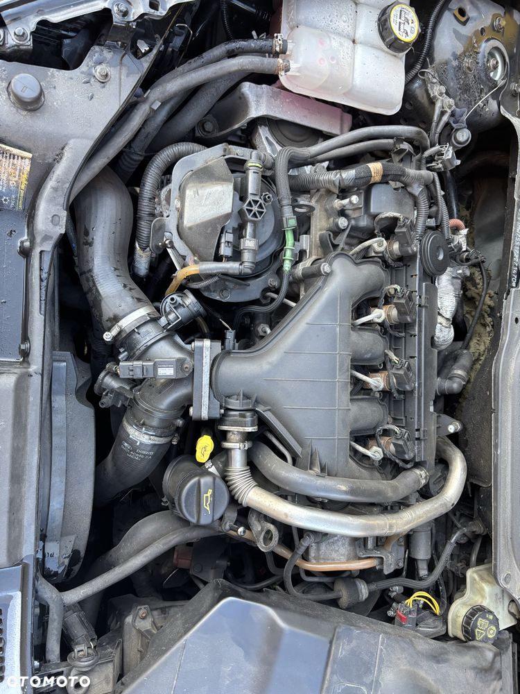 Volvo V50 - 2
