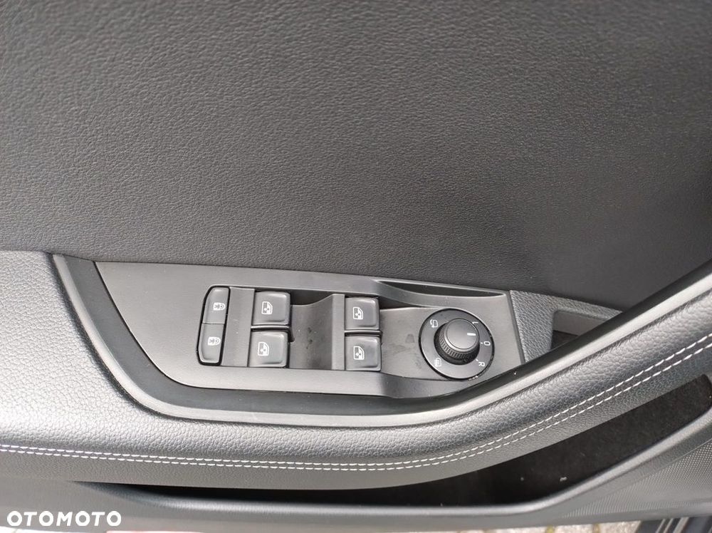 Skoda Superb 2.0 TDI SCR Style DSG - 19