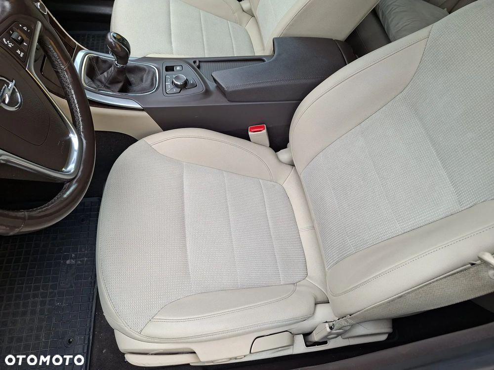 Opel Insignia 1.6 Turbo Cosmo - 21