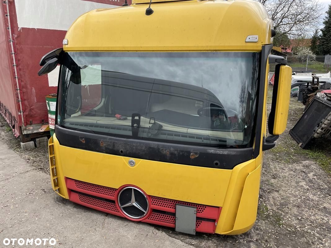 GOŁA KABINA MERCEDES ACTROS MP4 MP 4 STREAMSPACE - 1