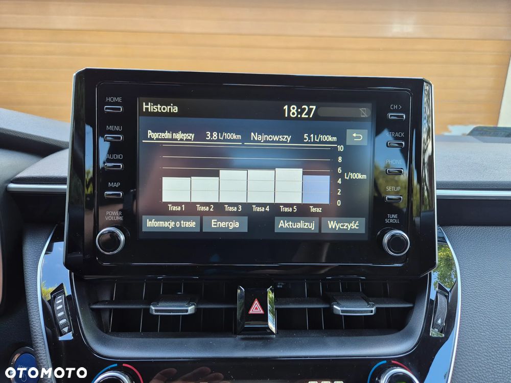Toyota Corolla 1.8 Hybrid Comfort - 16