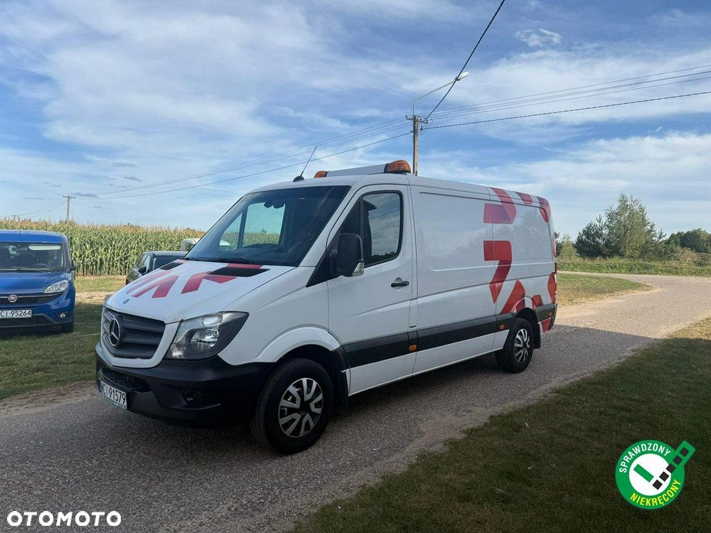 Mercedes-Benz Sprinter - 1