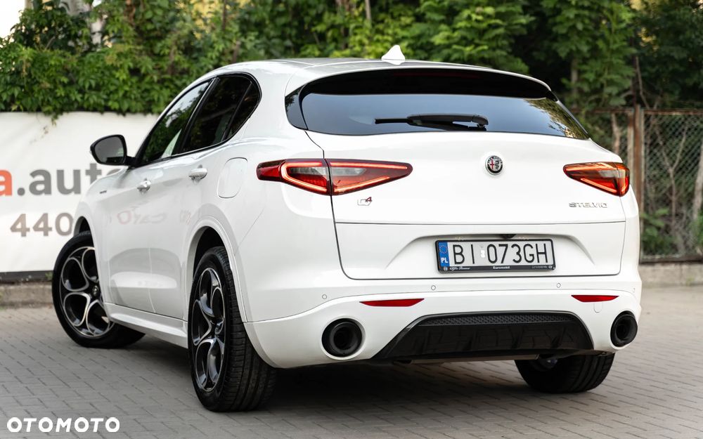 Alfa Romeo Stelvio 2.0 Turbo Veloce Q4 - 6