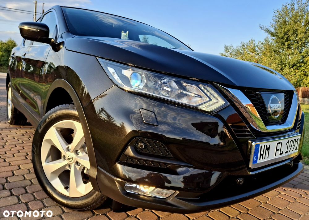 Nissan Qashqai 1.6 DIG-T N-Connecta - 17