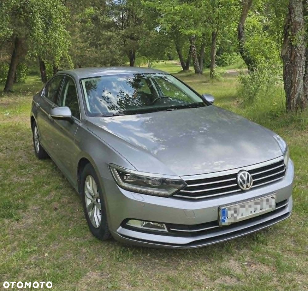Volkswagen Passat 2.0 TDI SCR Comfortline - 3
