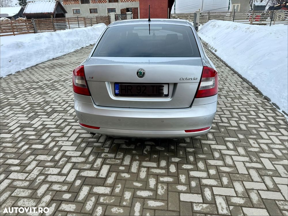 Skoda Octavia 2.0 TDI Ambiente - 4