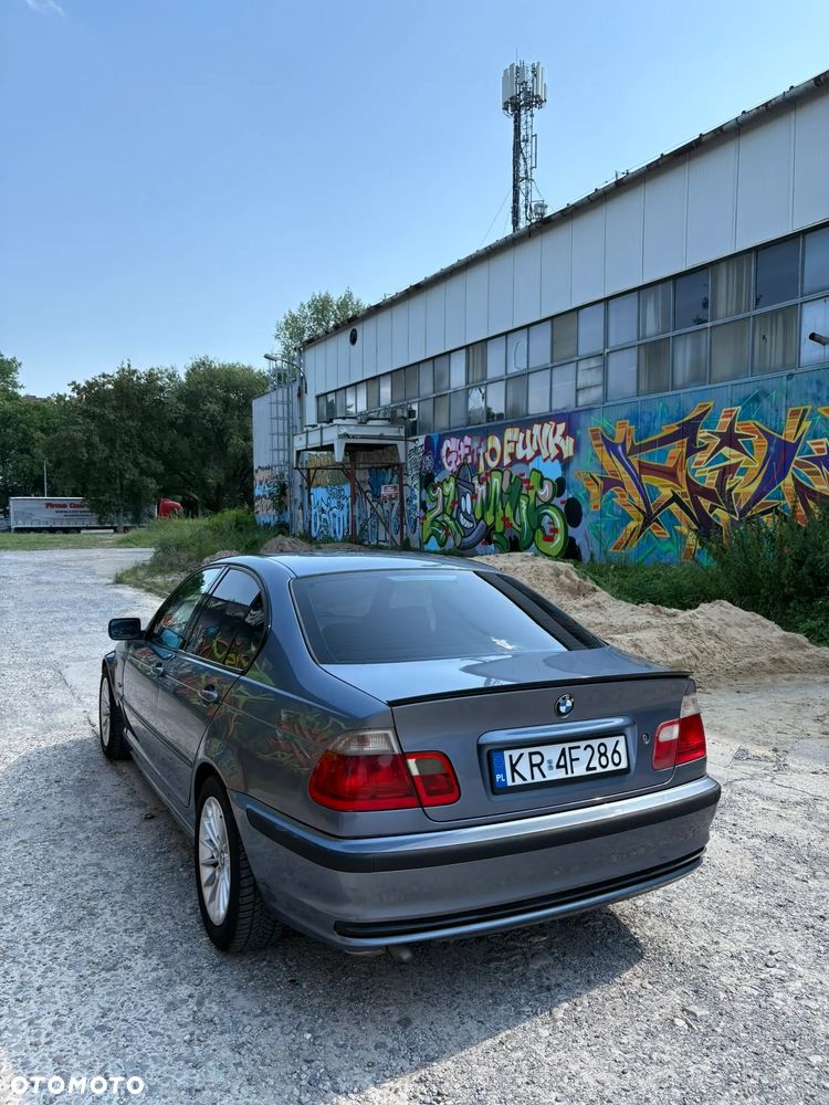 BMW Seria 3 320d - 3
