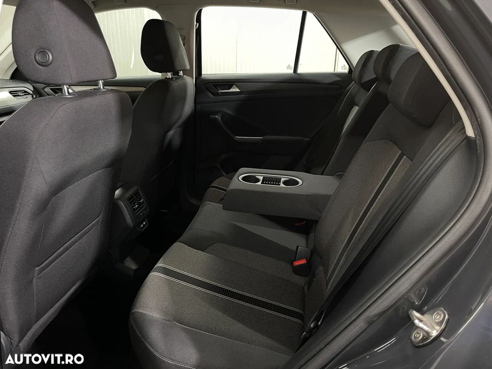 Volkswagen T-Roc 2.0 TDI Design - 12