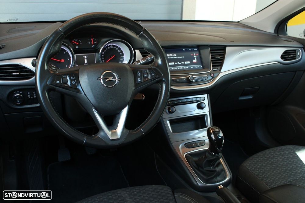 Opel Astra Sports Tourer 1.5 D S&S Business Edition - 14