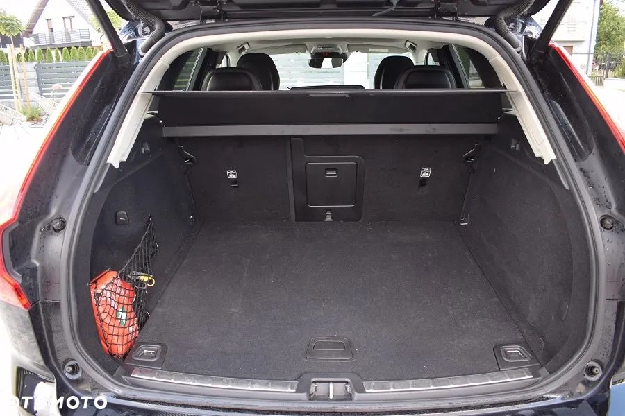 Volvo XC 60 B5 D AWD Geartronic Inscription - 31