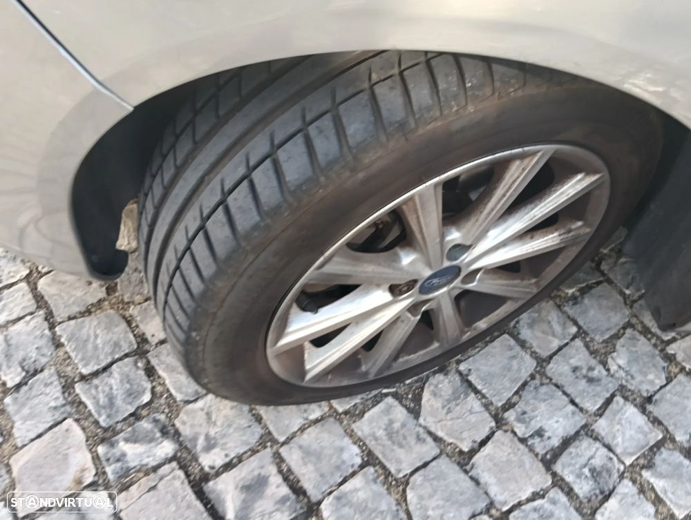 Ford B-Max 1.6 TDCi Trend - 10
