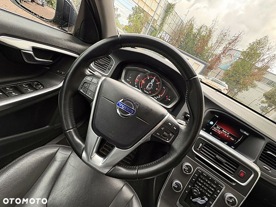 Volvo V60 D2 Drive-E Summum - 22