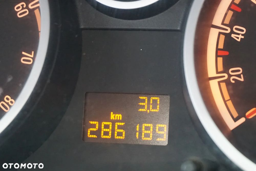 Opel Corsa 1.2 16V Cosmo - 29