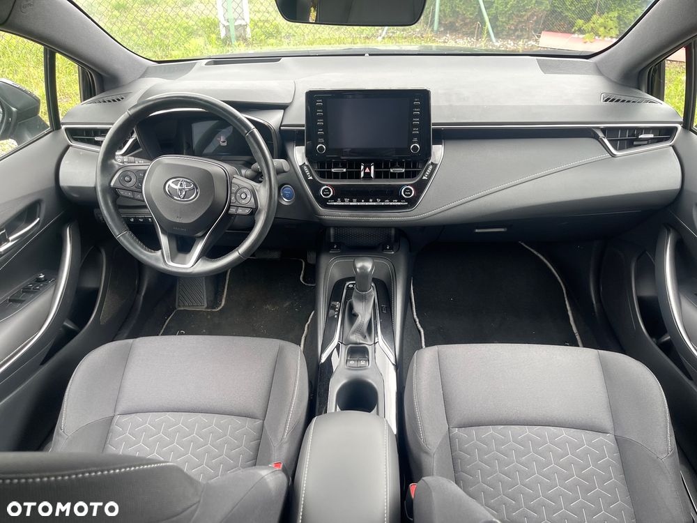 Toyota Corolla - 18