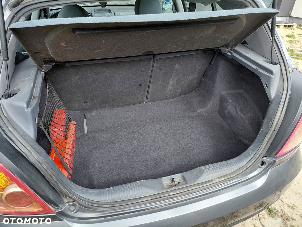 Nissan Almera 1.5 dCi Visia - 18