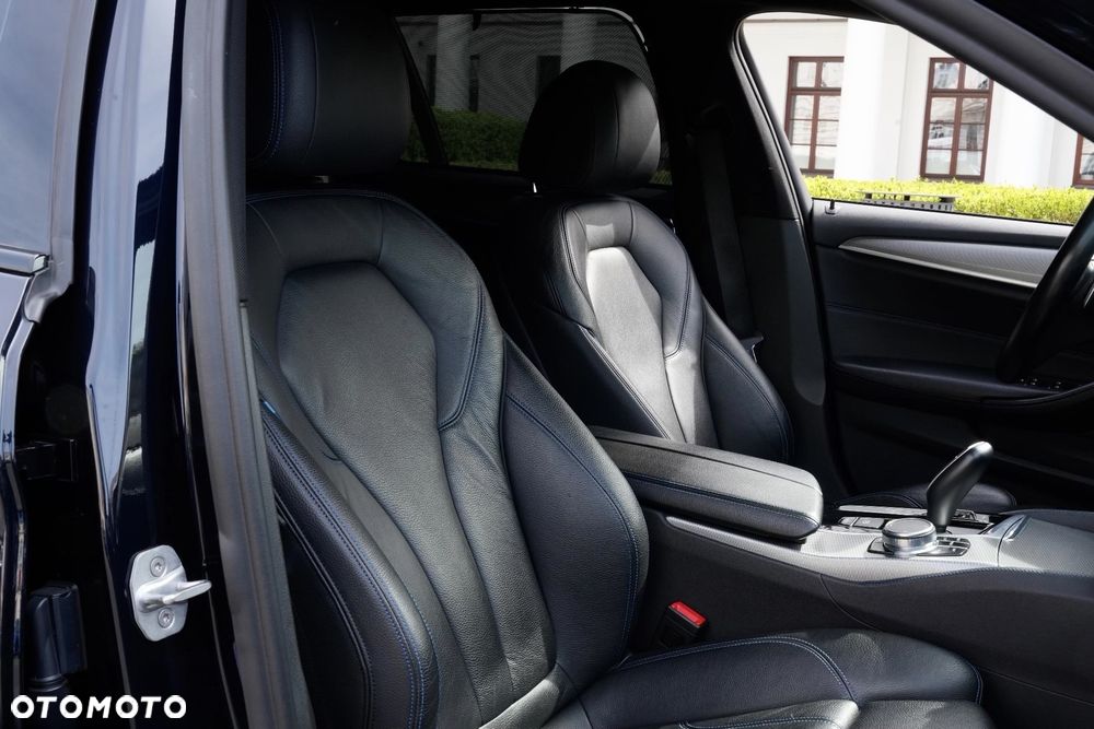 BMW Seria 5 520d M Sport - 19