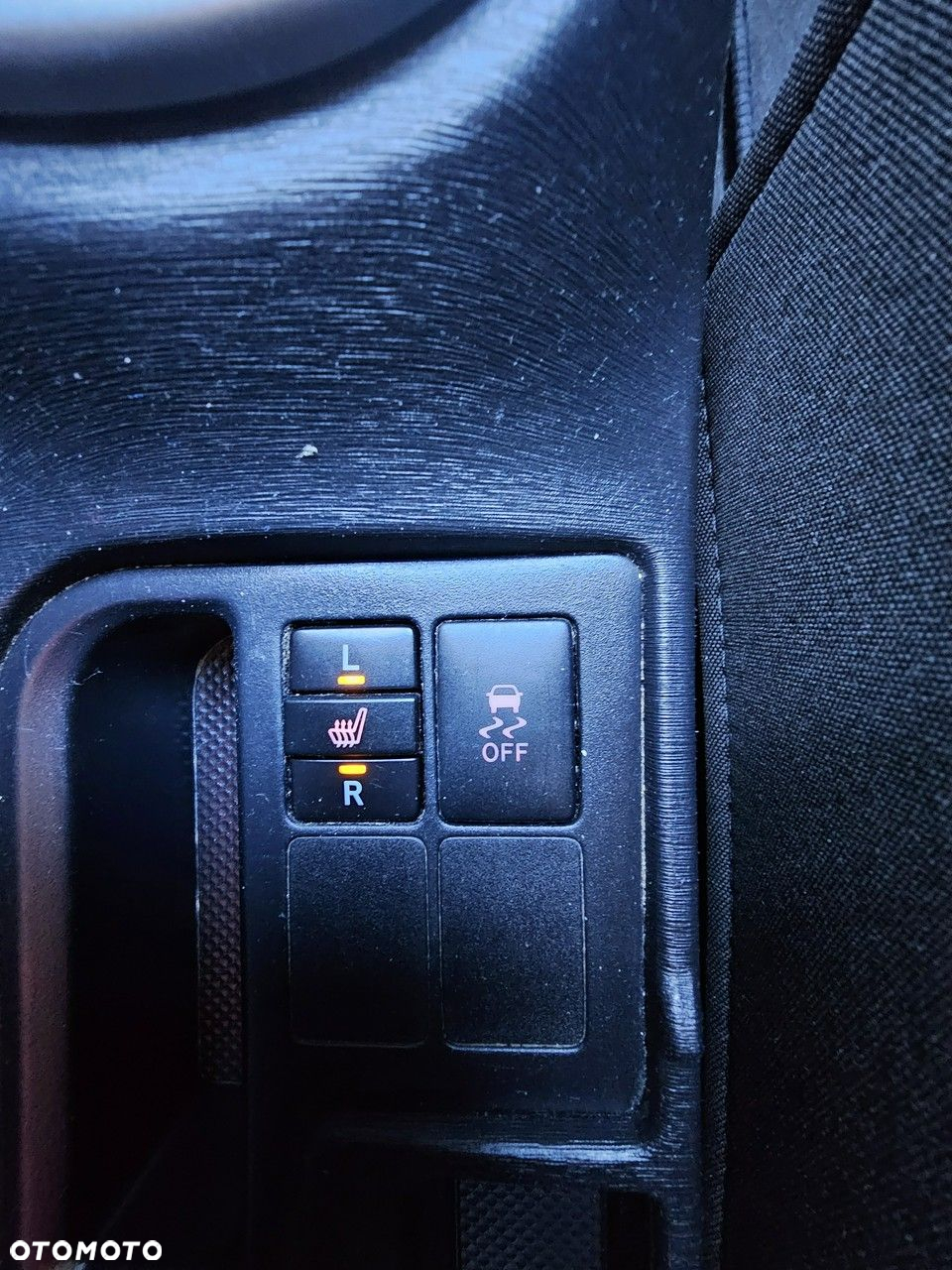 Toyota Yaris - 24