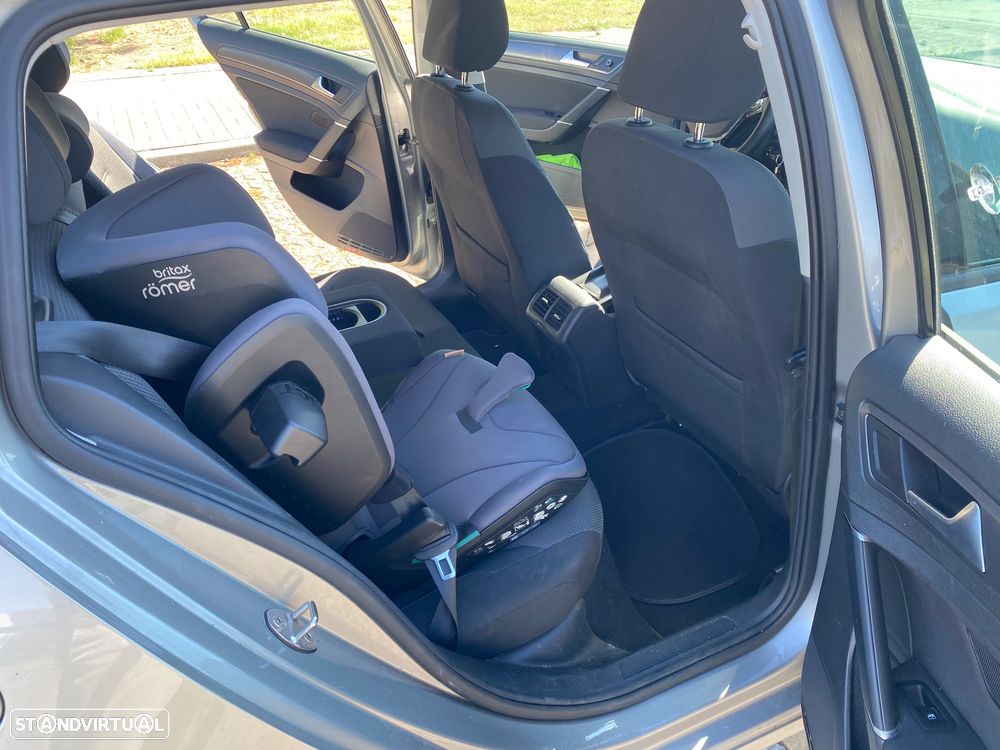 VW Golf Variant 1.0 TSI Confortline - 19