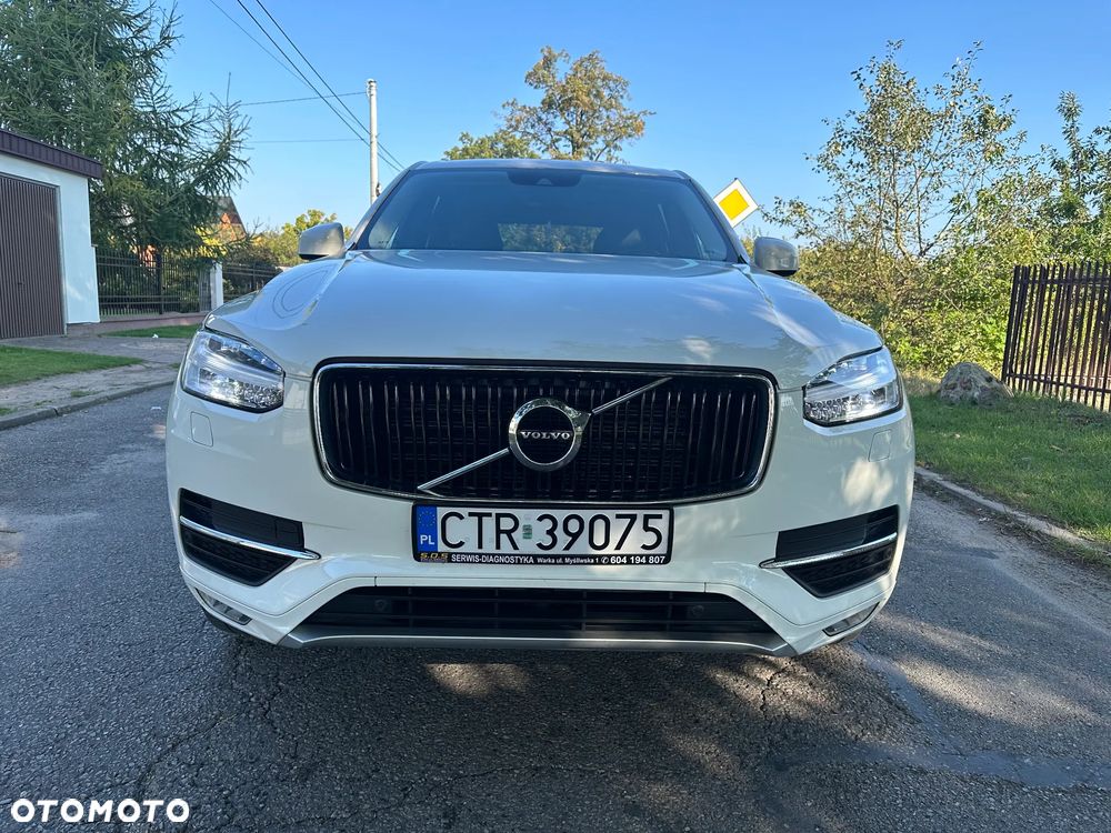Volvo XC 90 D5 AWD Momentum - 8