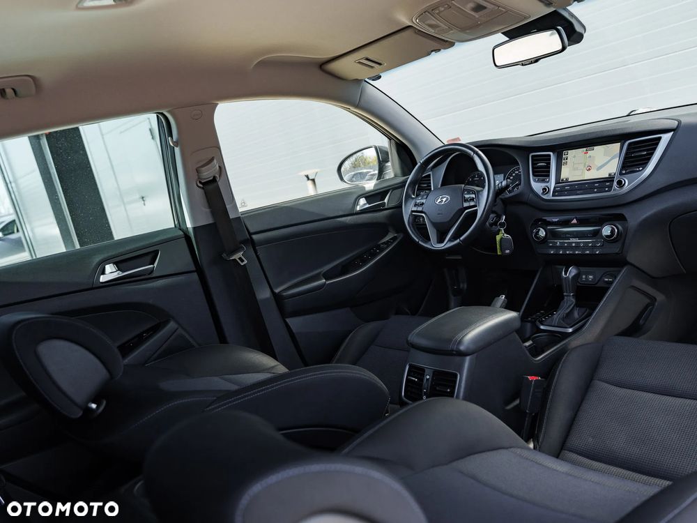 Hyundai Tucson blue 1.7 CRDi 2WD DCT Style - 18