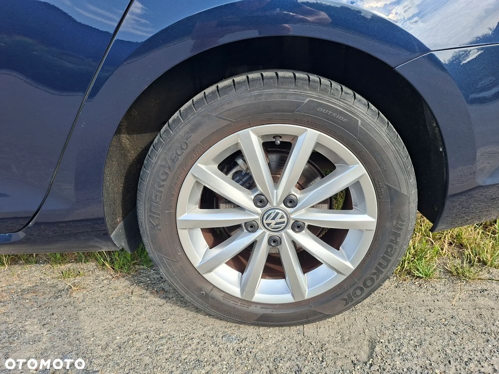 Volkswagen Golf 1.6 TDI Comfortline - 6