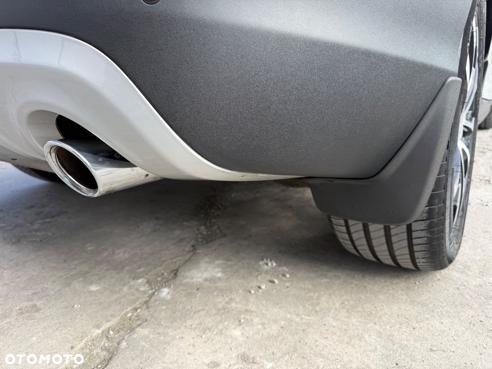 Volvo V40 Cross Country T3 Geartronic Momentum - 38