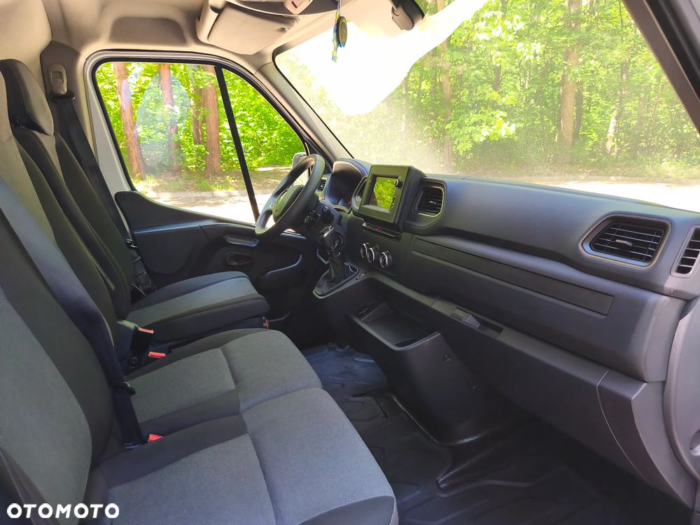 Renault Master - 18