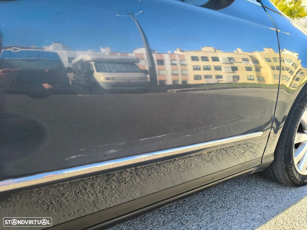 VW Passat 2.0 TDI Confortline - 20