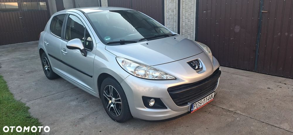Peugeot 207 95 VTi Premium, 2010