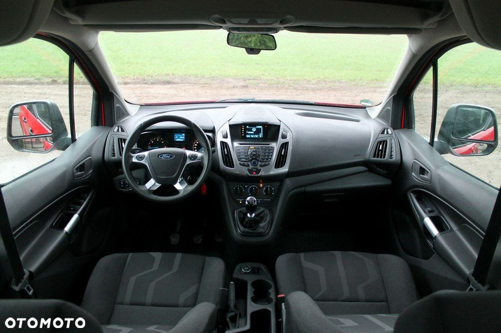 Ford Tourneo Connect - 8