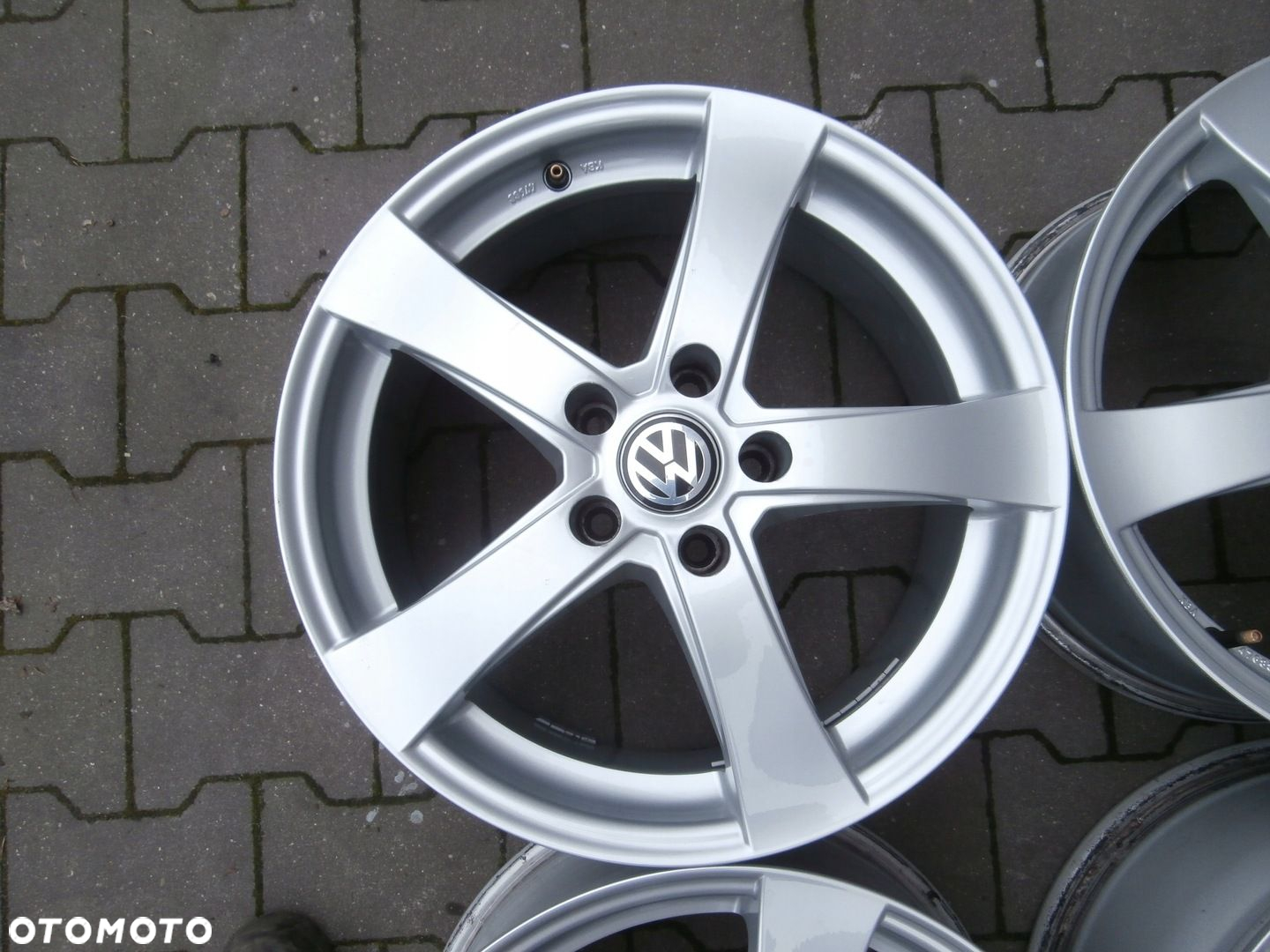 ALUFELGI ORYGINAŁ 17 DEZENT VW AUDI SKODA 5X112 - 4