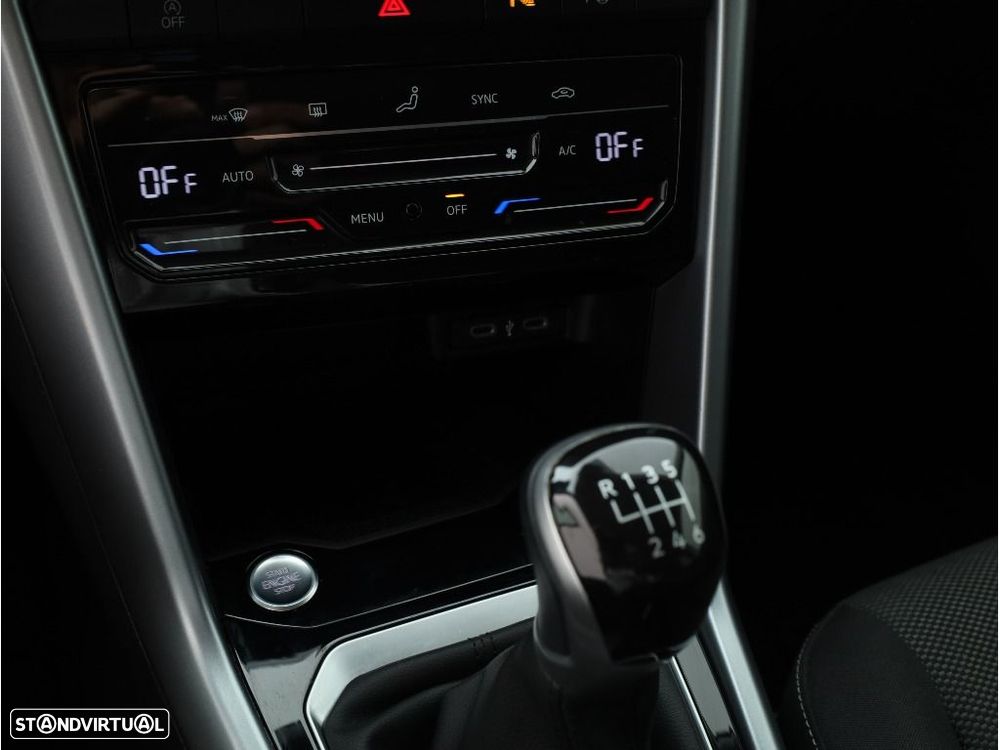 VW T-Roc 2.0 TDI Urban - 23